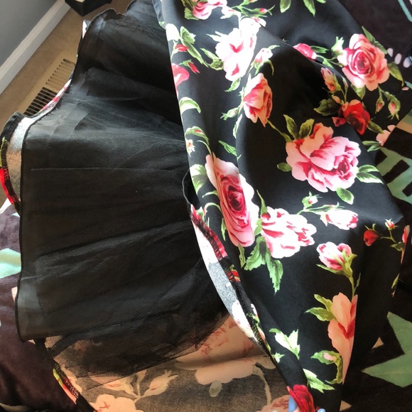 only used once and was only worn for 3 hours - Picture 3 of 3